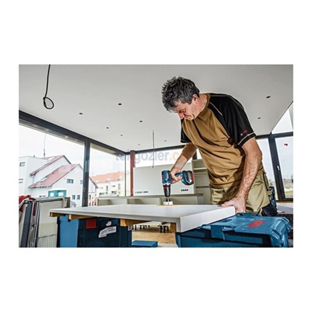 Bosch Profesyonel GSR 18 V-EC FC2 Set 4 Ah Çift Akülü Delme/Vidalama - Kömürsüz Motor