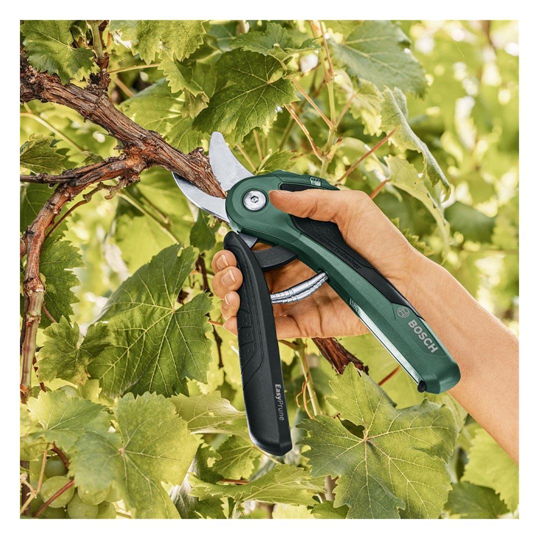 Bosch Easyprune Entegre Akülü Dal Budama Makası - 06008B2100