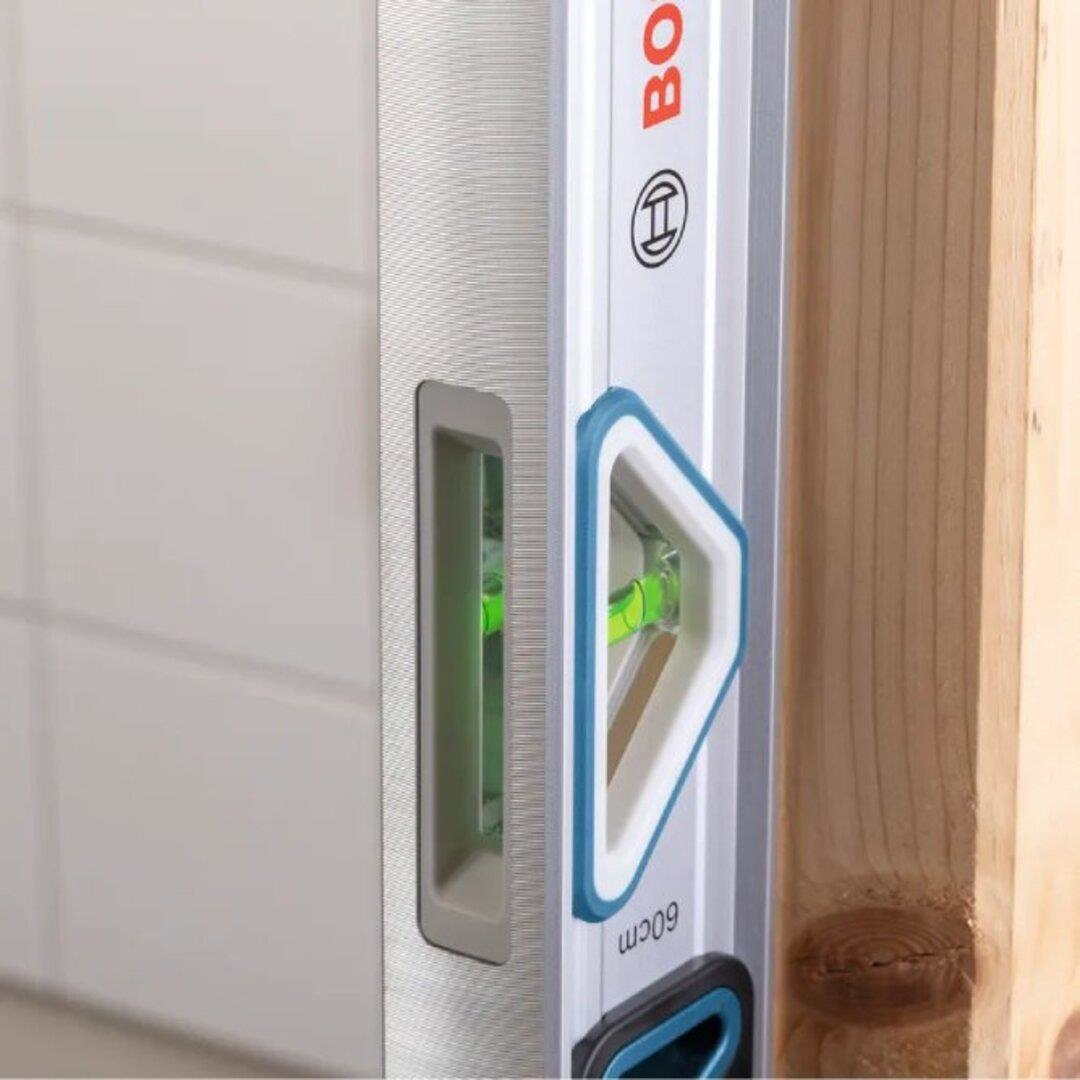 Bosch Professional Mıknatıslı Su Terazisi 25 cm - 1600A016BN