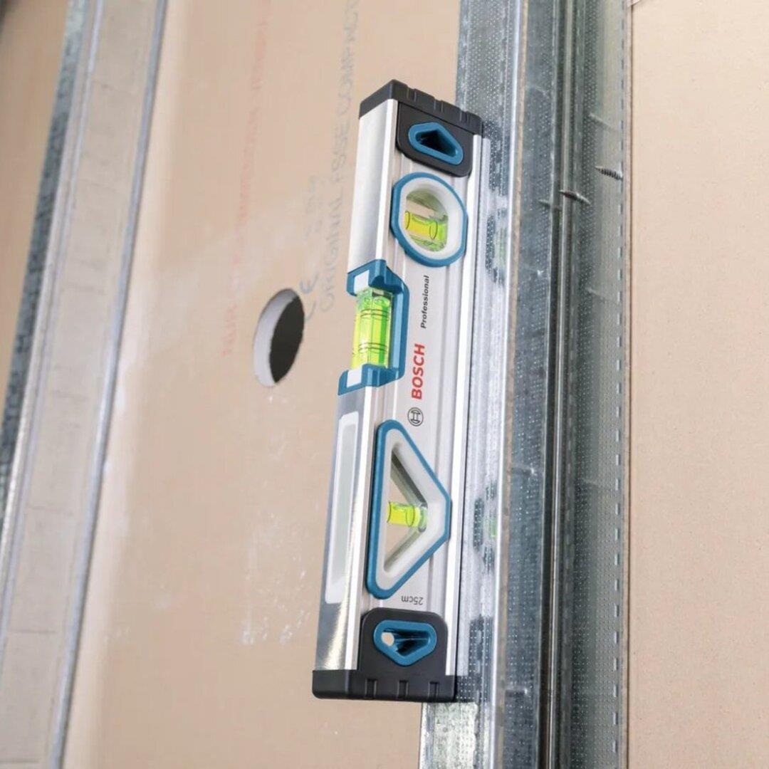 Bosch Professional Mıknatıslı Su Terazisi 25 cm - 1600A016BN