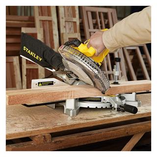 Stanley SM16 Gönye Testere Makinesi 1650 W 254 mm