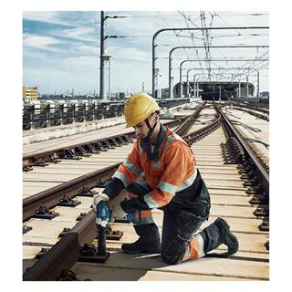 Bosch Professional GDS 18V-1000 (2 x 5.0 Ah; L-Boxx) Akülü Darbeli Somun Sıkma Makinesi - 06019J8304