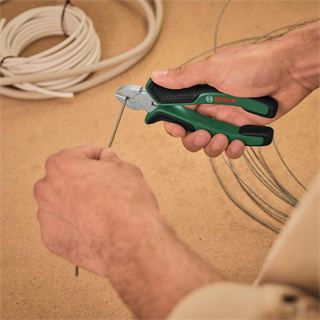 Bosch Pense Seti 4 Parça (Kargaburun, Yan Keski, Pense, Boru Anahtarı) - 1600A02W7K