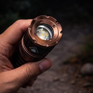 Powerdex PD-7000 Güçlü USB Şarjlı El Feneri 3000 Lümen