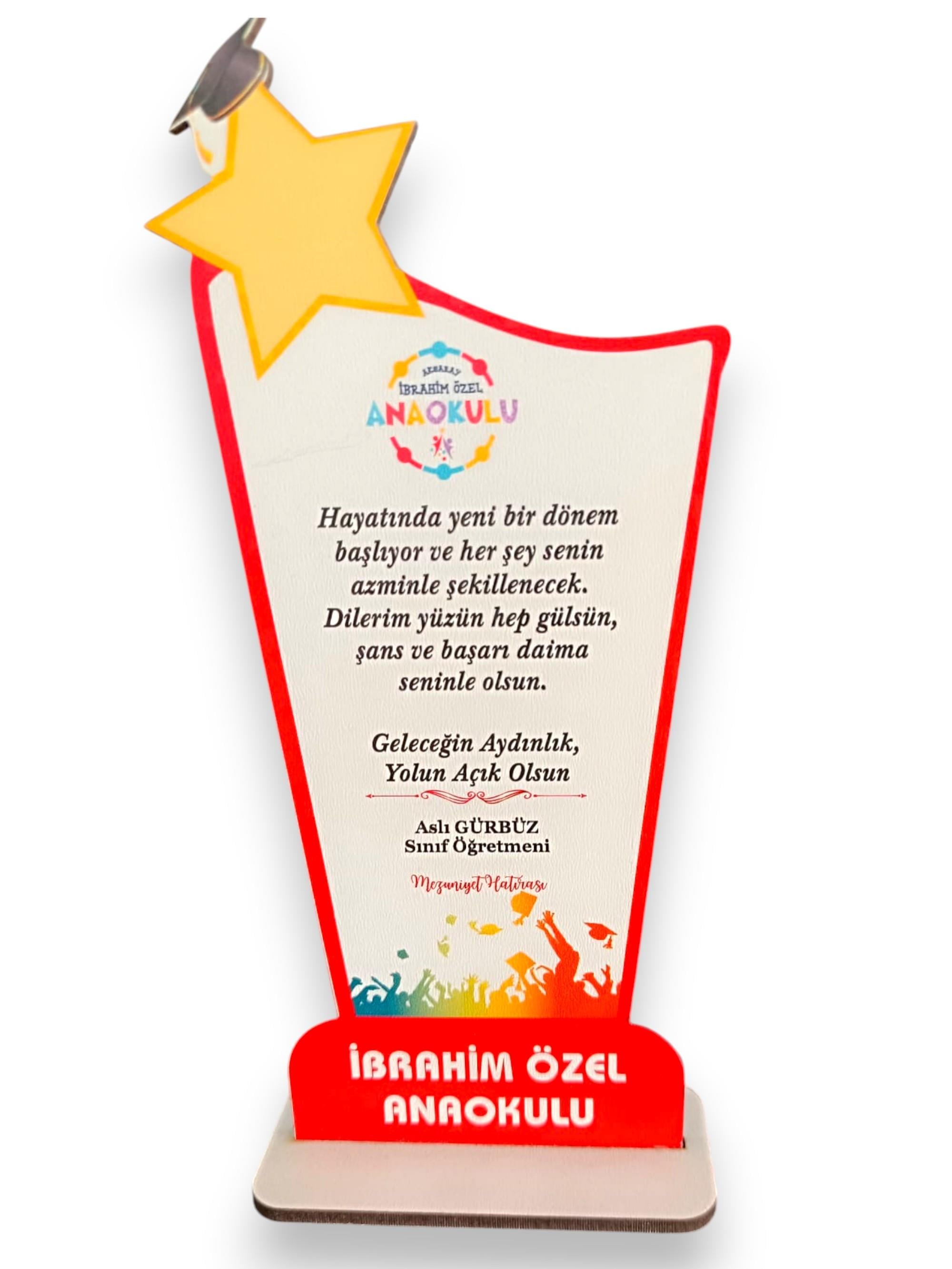Okulekspres Kişiye Özel Mezuniyet Hatıra Plaketi – Renkli Ahşap Lazer Kesim Özel Tasarım, Eğlenceli Mezuniyet Hatırası Karne Hediyesi  Öğrenci İçin Mezuniyet Hediyesi
