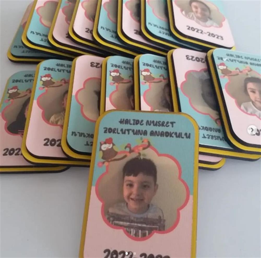 3 mm Mdf Fotoğraflı Öğrenci ve Öğretmen Dolap İsimliği