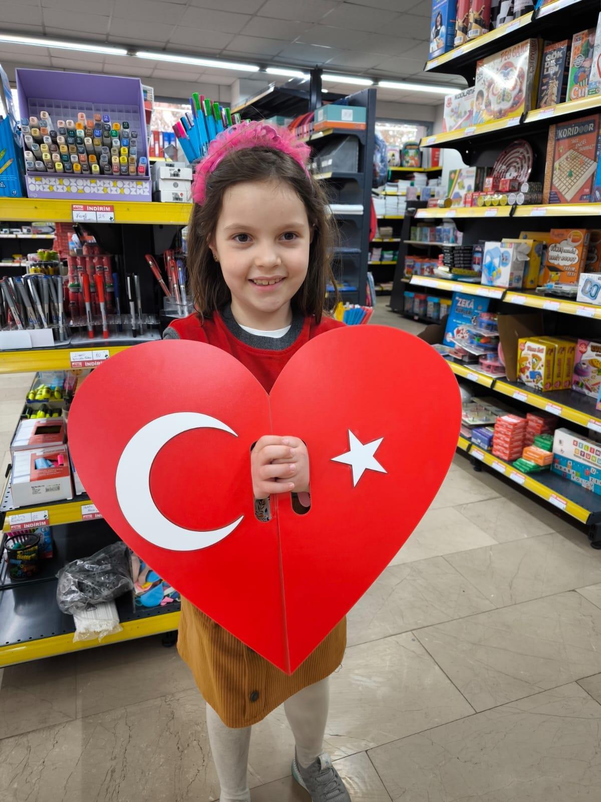 Gösteri Plakası Model 3