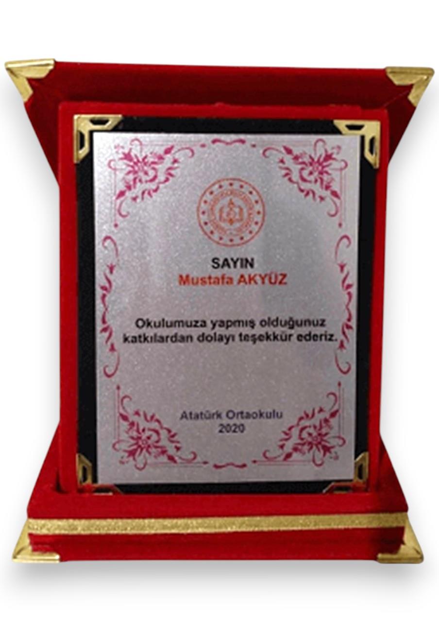 15x20 cm Kırmızı Kadife Plaket