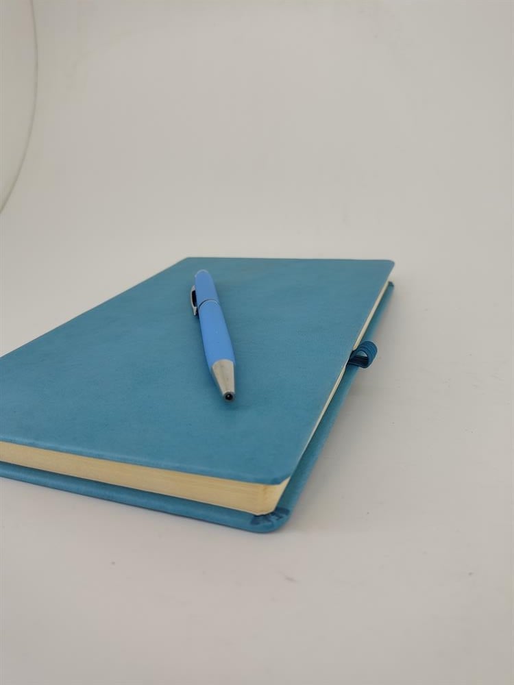Defter Kalem ve Anahtarlık'lı Kişiselleştirilebilir Hediyelik Set 