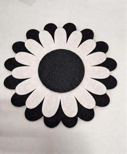 Gösteri Plakası Keçe Papatya Siyah