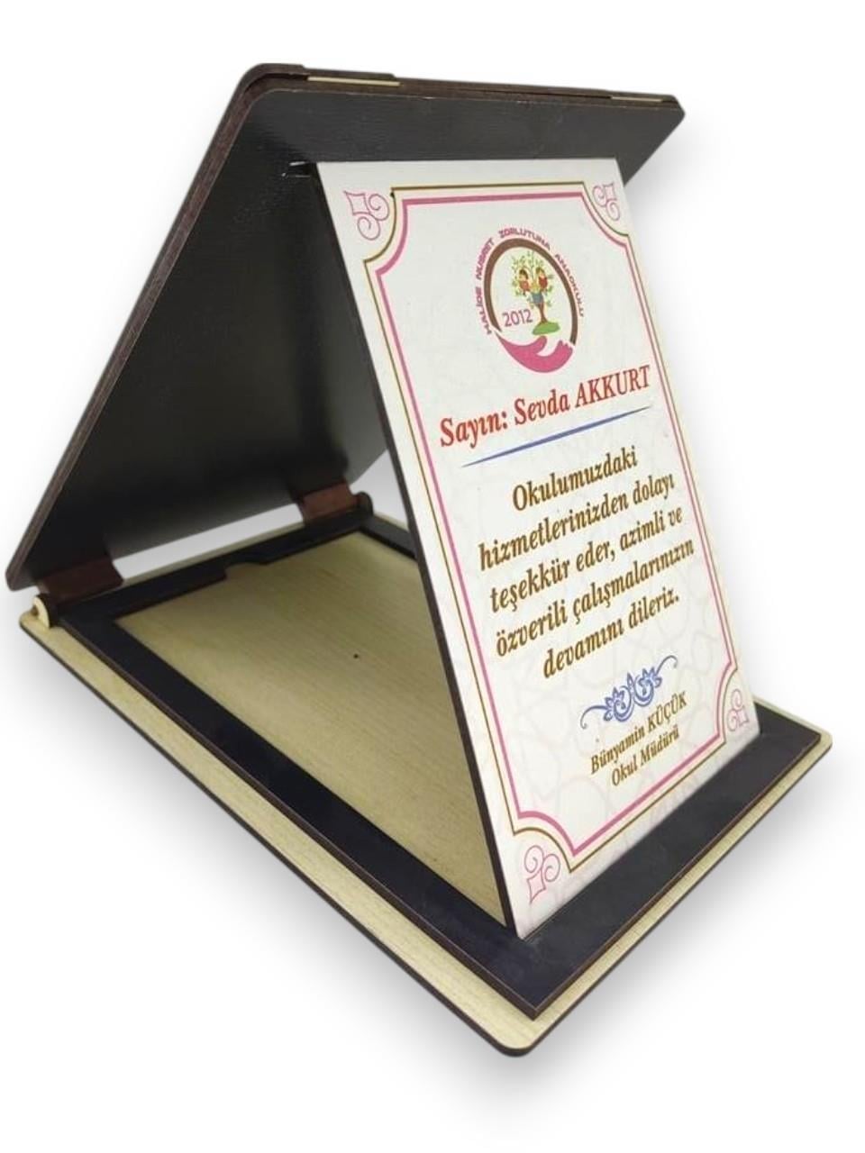 Ekonomik Ahşap Lüx Plaket Kişiye Özel Logolu 20x15 cm
