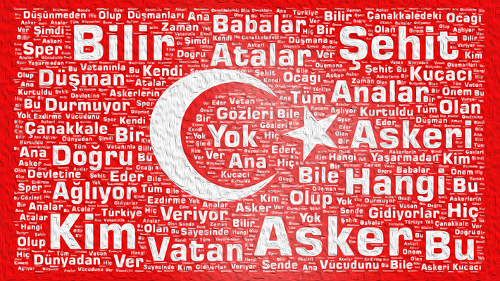 Okulekspres Bayrak Temalı Afiş Posteri