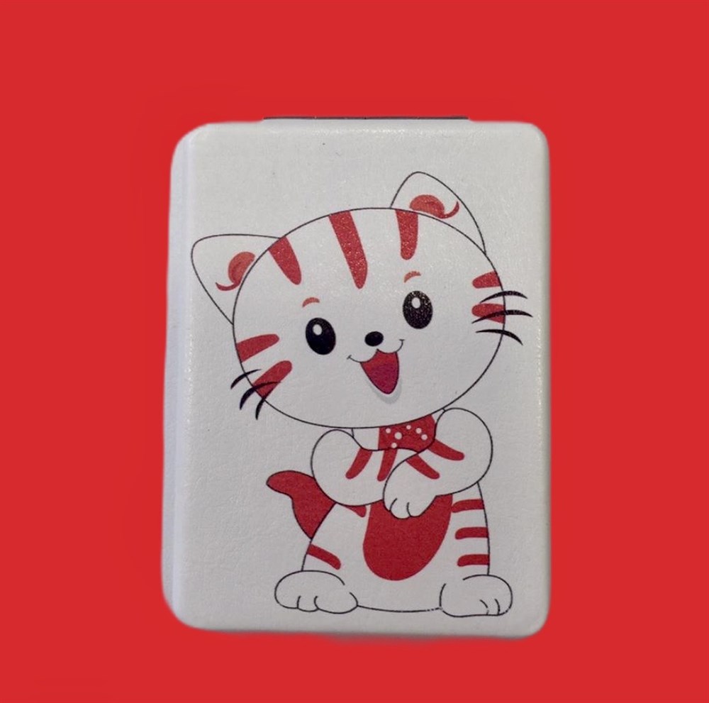 Tatliş Kedi Desenli Makyaj Aynası