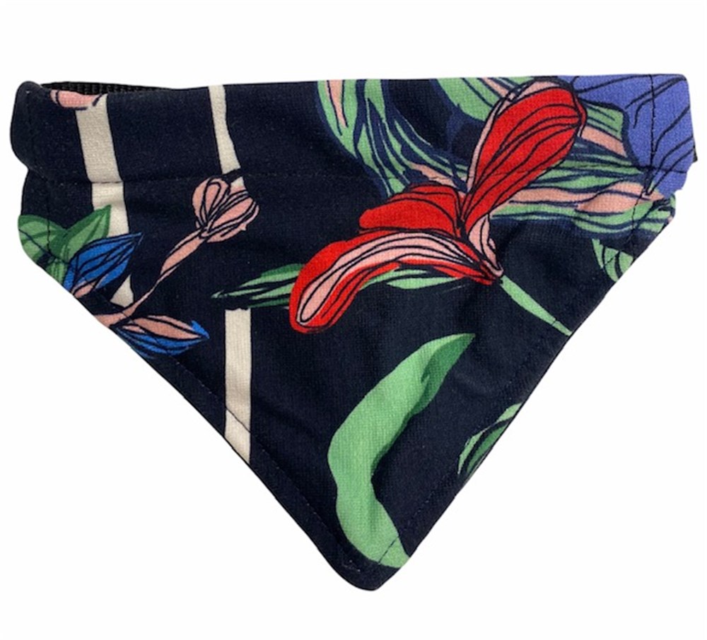 Çiçek Desenli Bandanalı Köpek Boyun Tasması