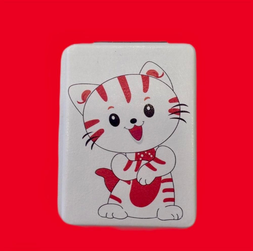 Tatliş Kedi Desenli Makyaj Aynası