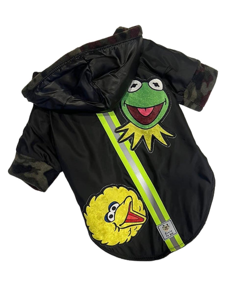 Muppets Black Köpek Yağmurluğu (6,5 kg - 14 kg arası köpeklere uygun bedenlerdedir)