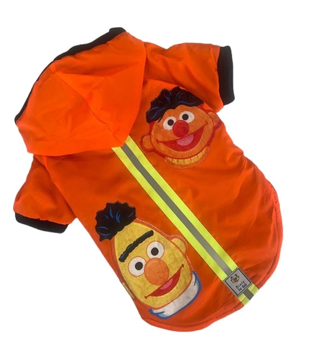 Muppets Orange Köpek Yağmurluğu (6,5 kg - 14 kg arası köpeklere uygun bedenlerdedir)