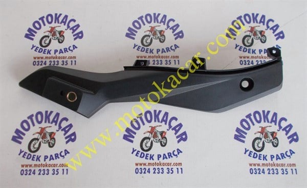 RKS TİTANİC 200 ARKA BASAMAK PLASTİĞİ SAĞ ORJİNAL