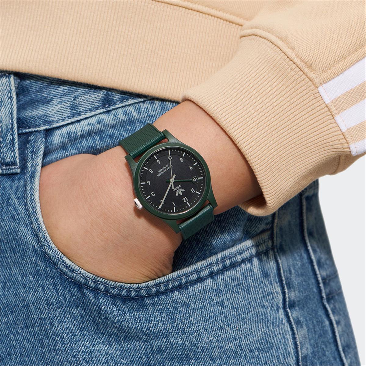 Adidas ADAOST22557 Kadın Kol Saati