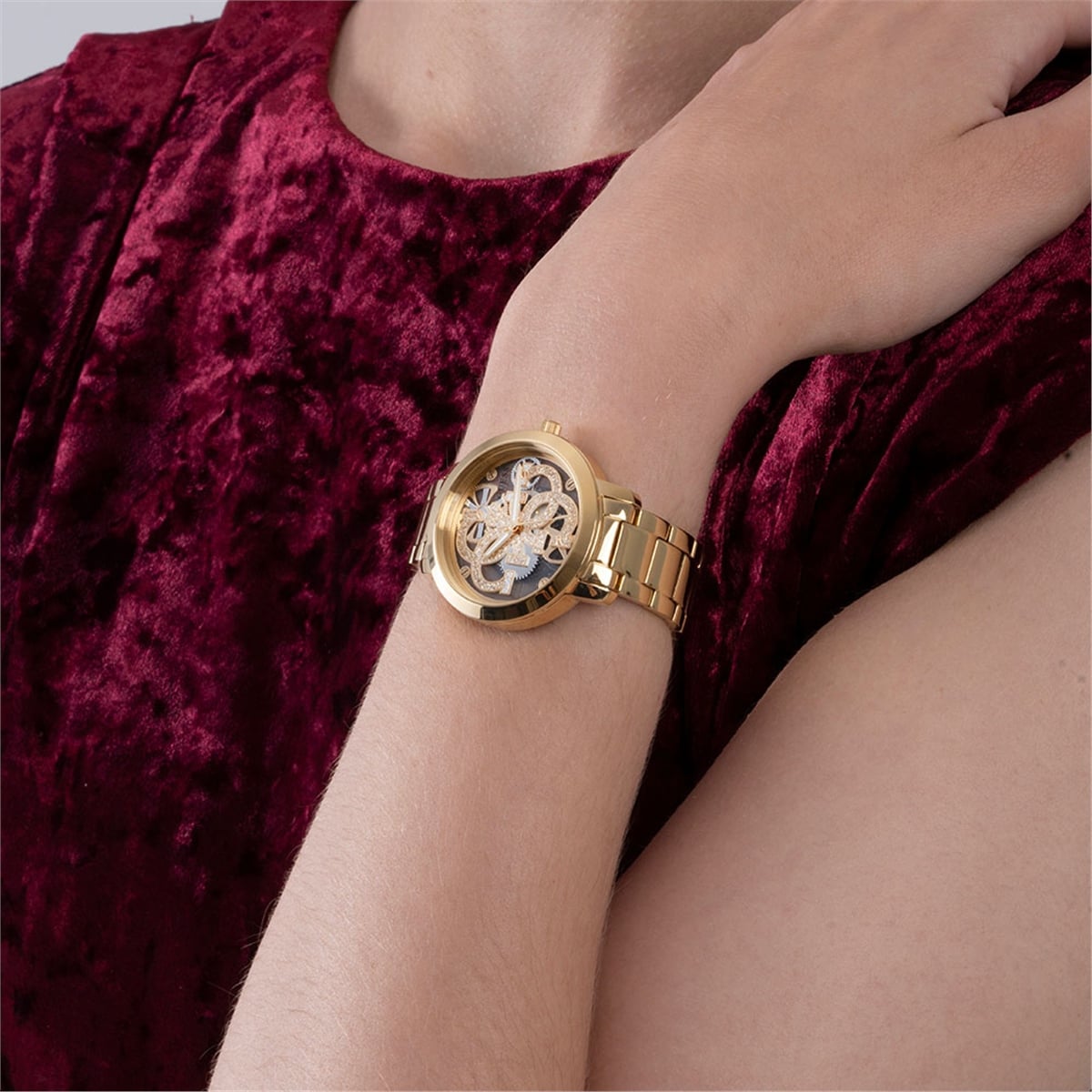 Guess GUGW0300L2 Kadın Kol Saati