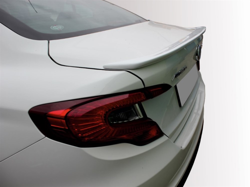 Spoiler Bagaj Gt