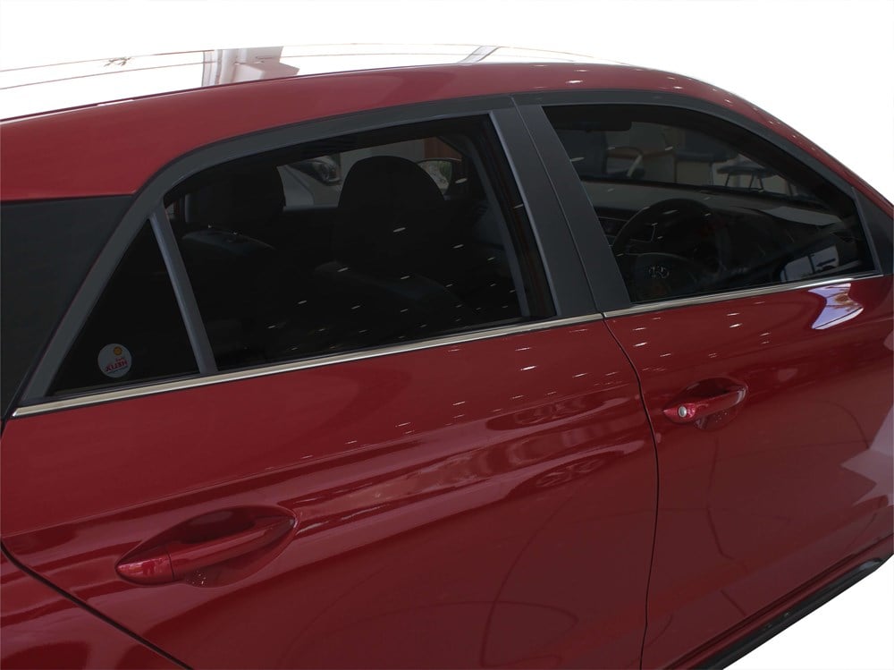 Hyundai i20 Cam Çıtası 4 Prç  P.Çelik 2014 ve Sonrası, 