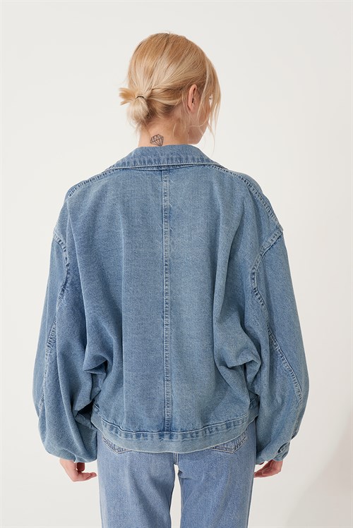 Denim jacket with balloon cheap sleeve