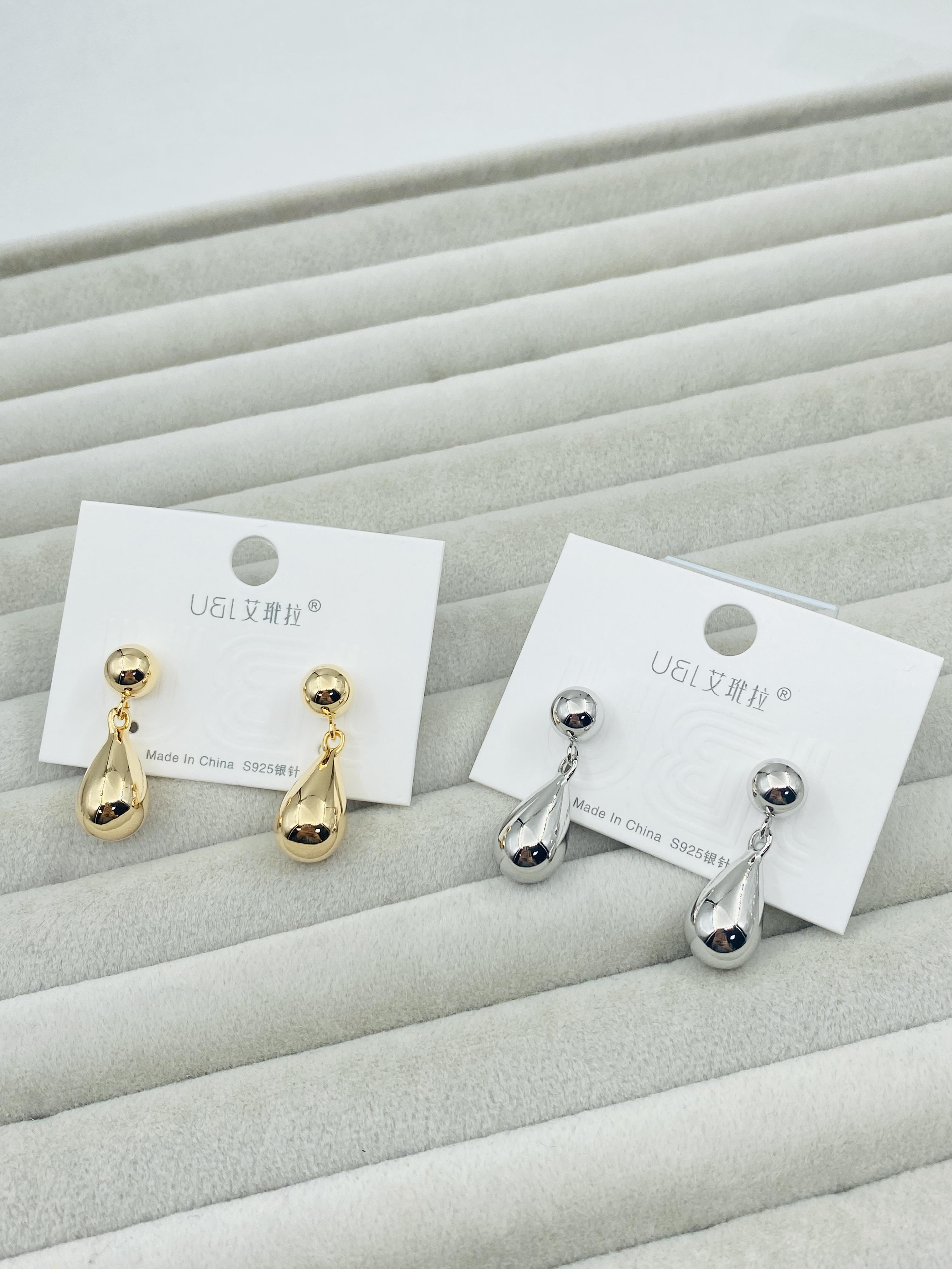 DAMLA SALLANTILI KÜPE 