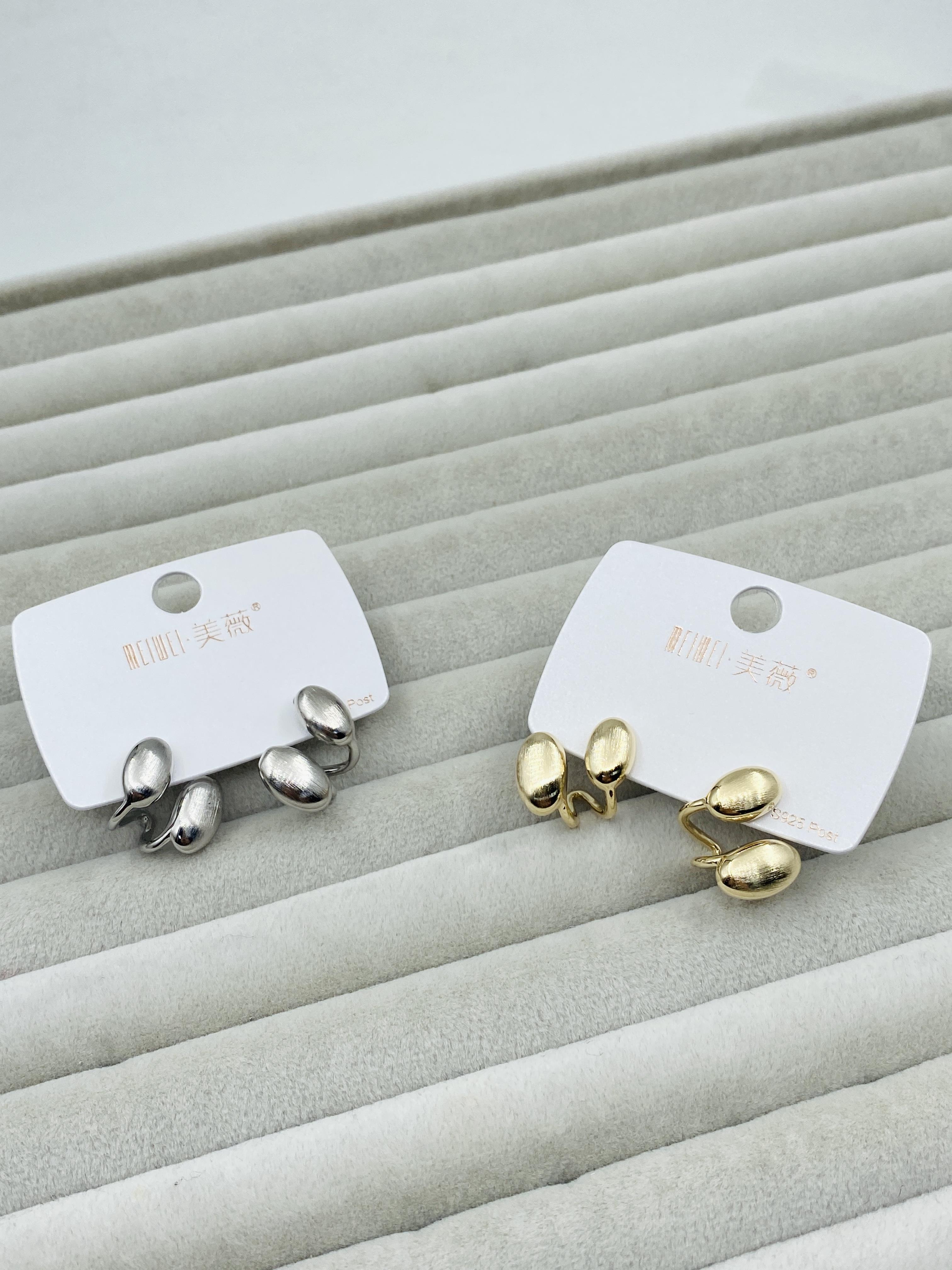 İKİLİ MAT OVAL KÜPE 