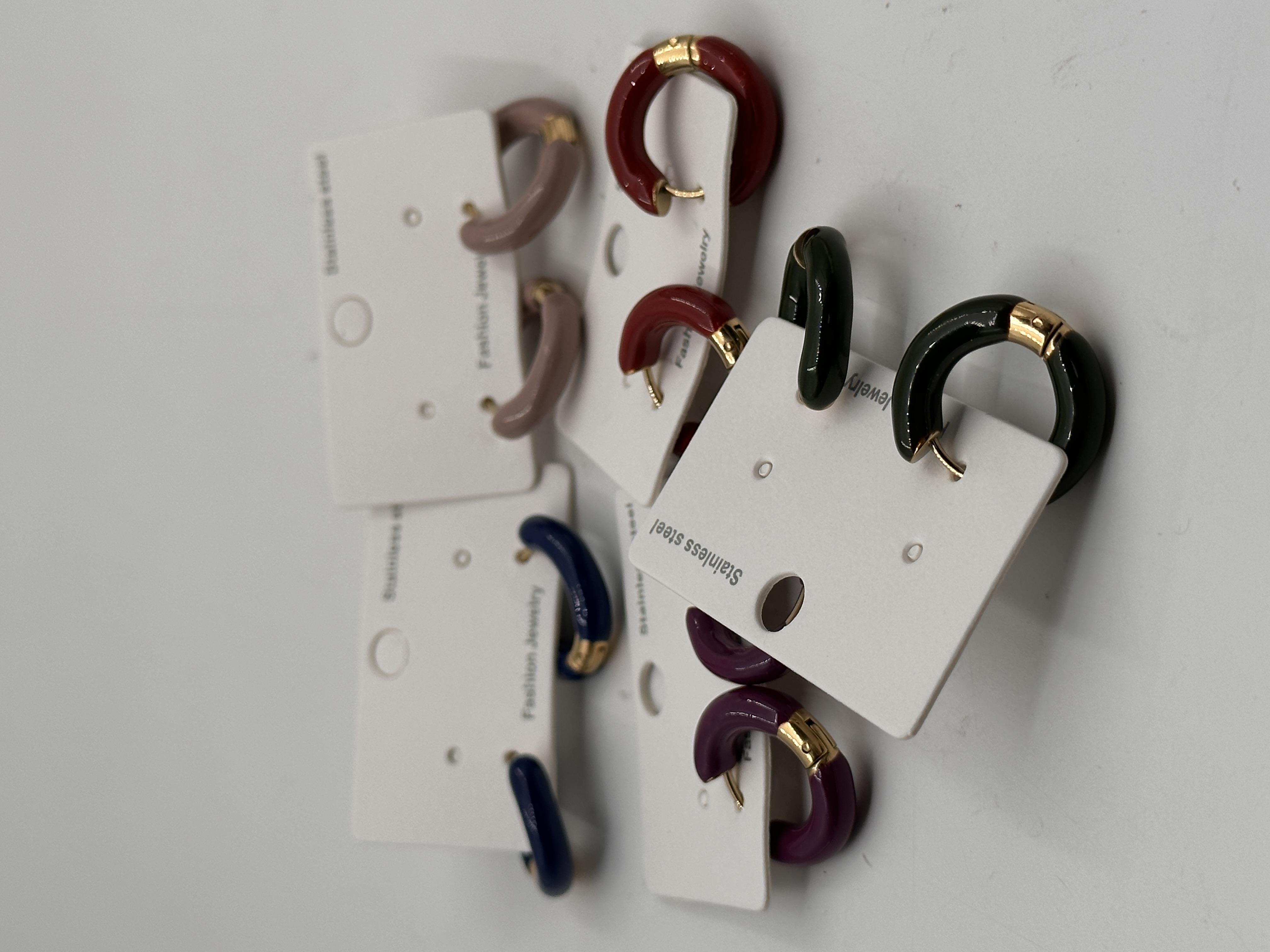 MİNELİ ÇELİK HALKA KÜPE