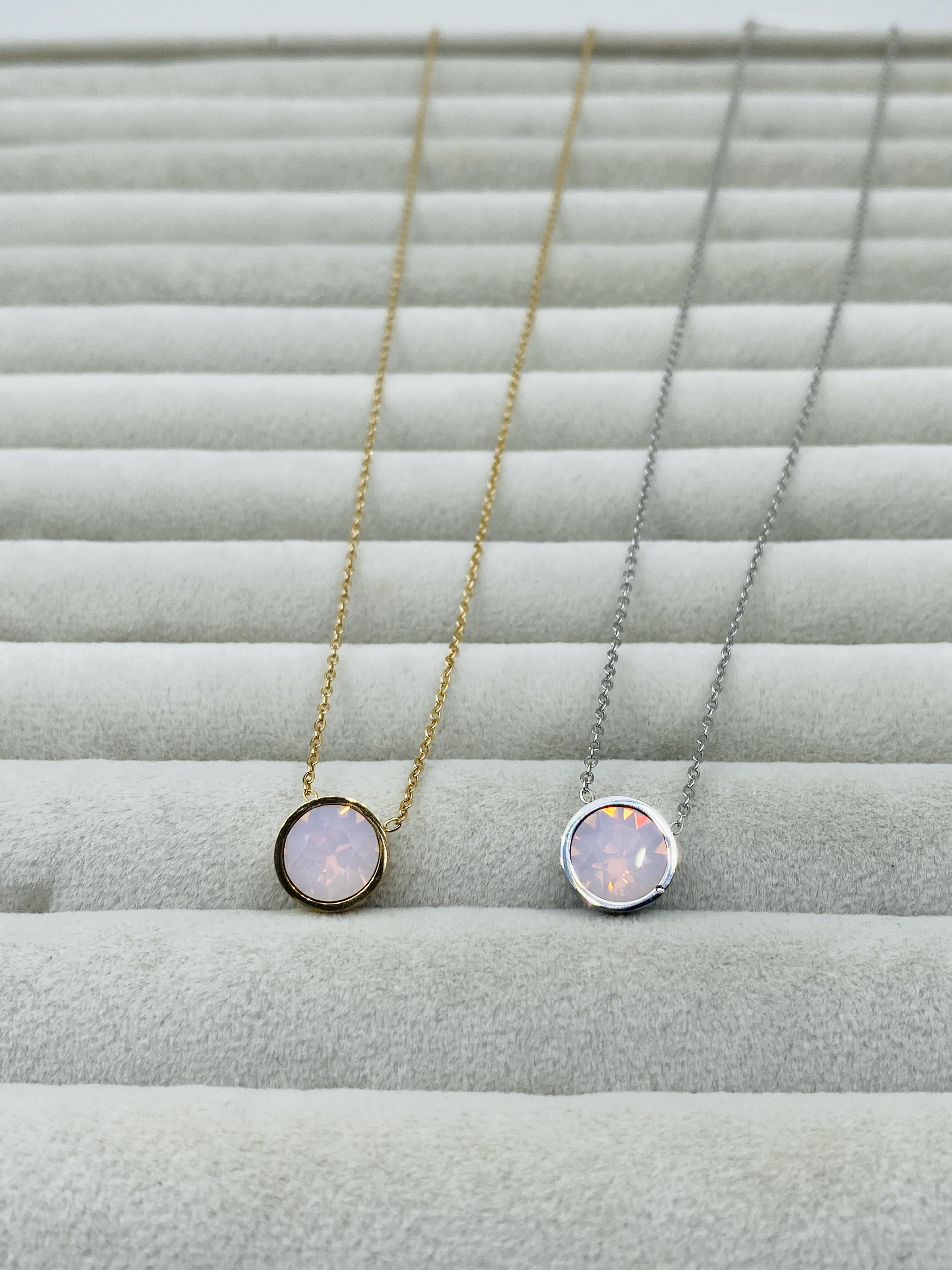 PEMBE SWAROVSKI TAŞLI ÇELİK KOLYE 