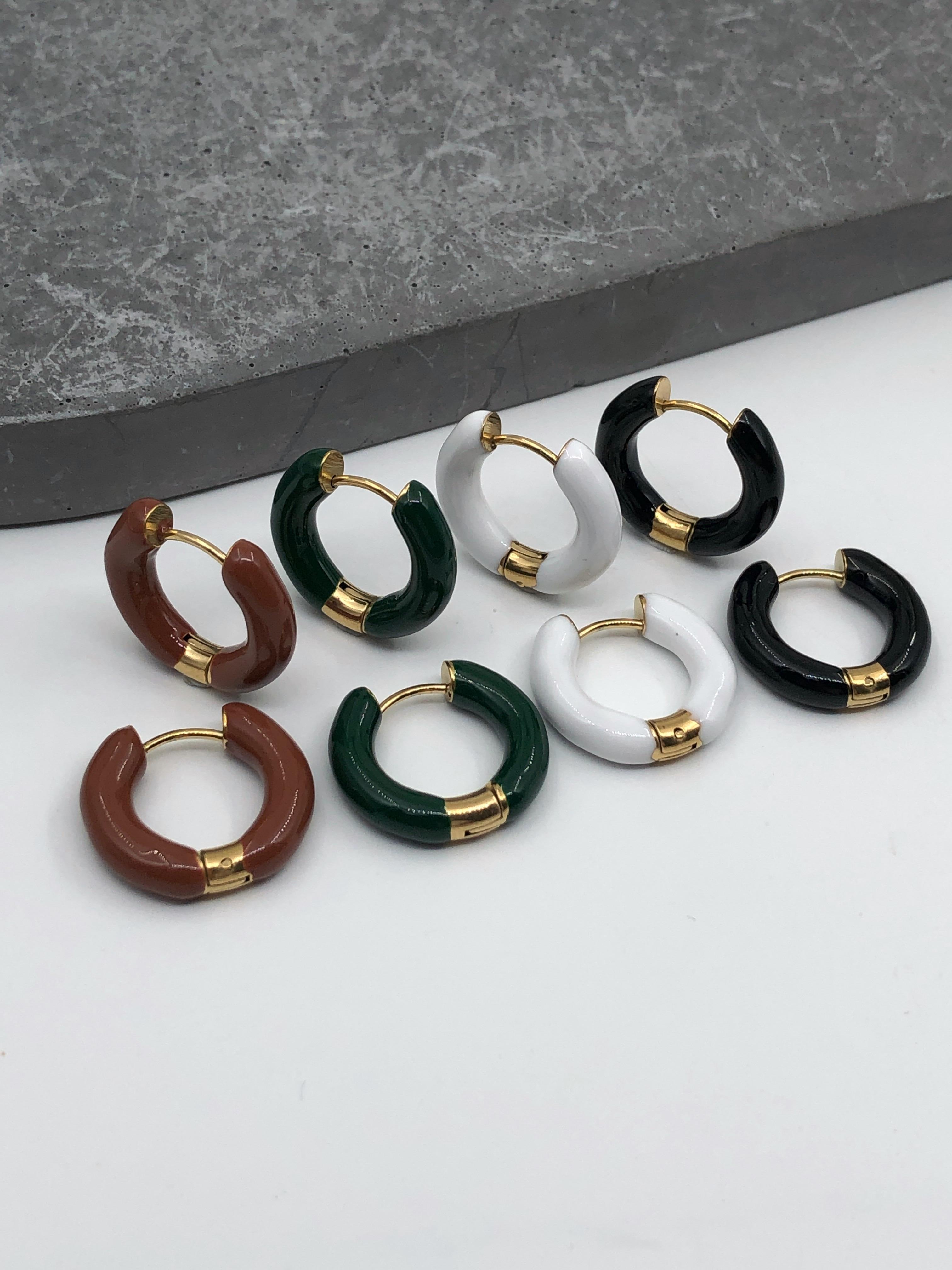 RENKLİ MİNELİ ÇELİK HALKA KÜPE