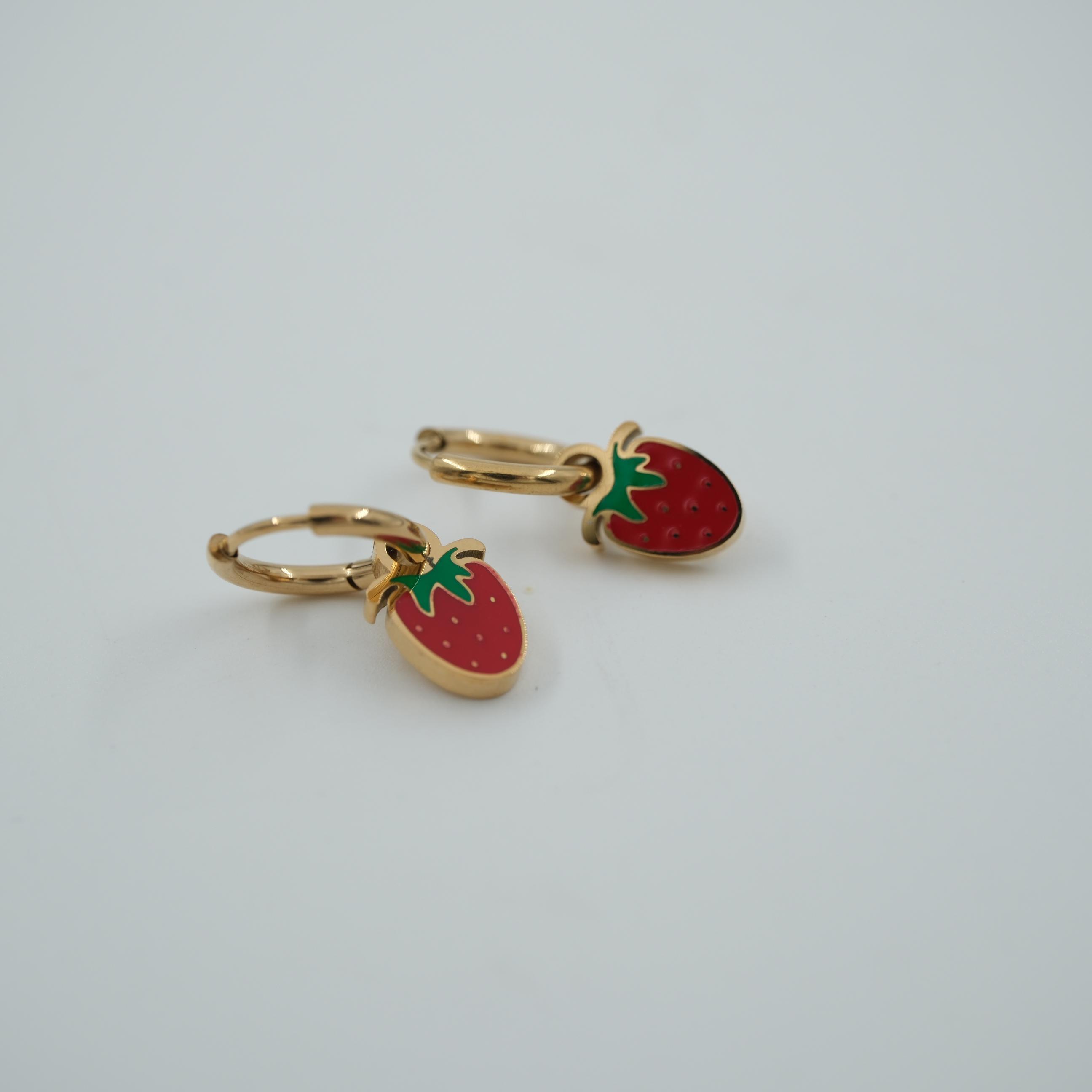 Toptan ÇİLEK UÇLU KÜPE 