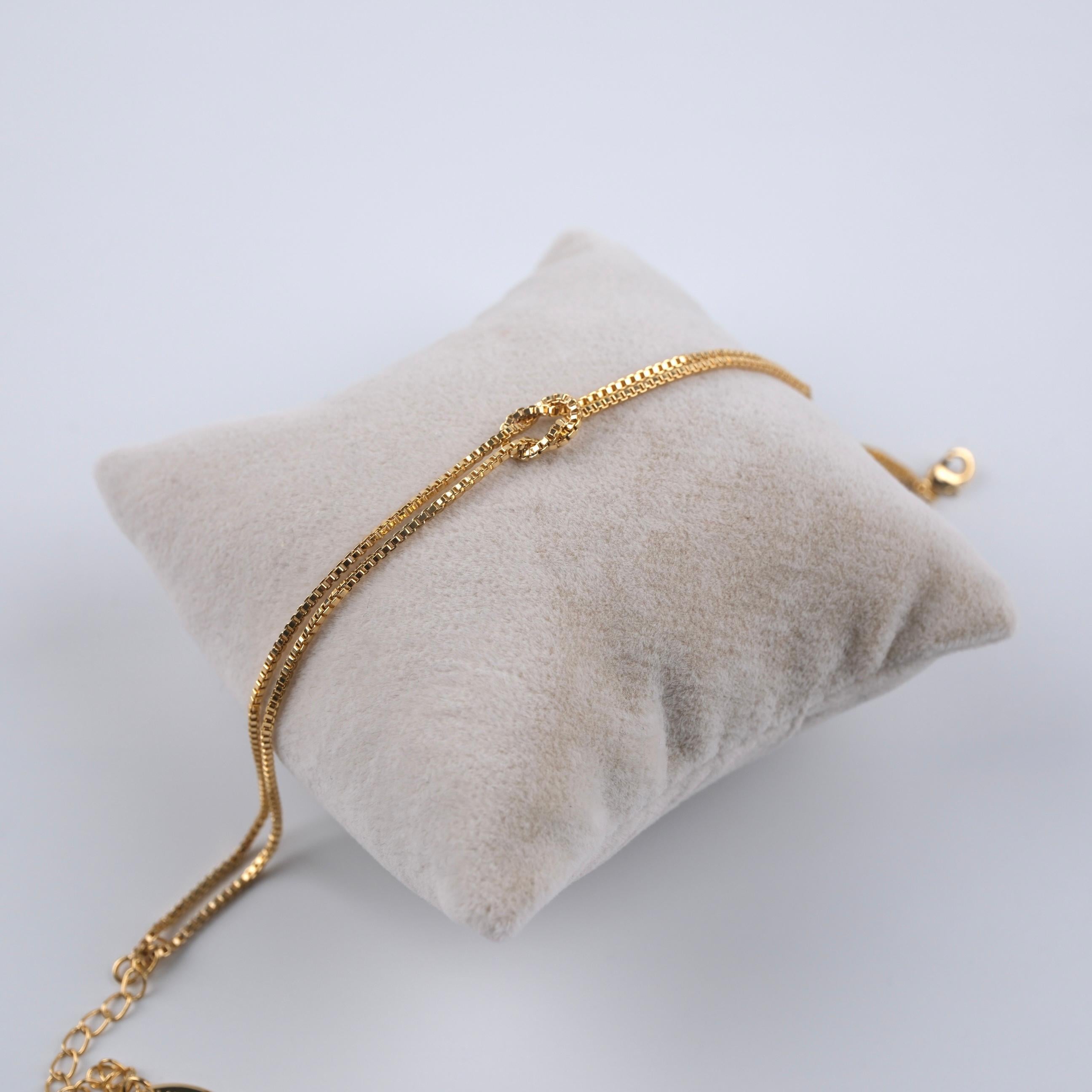 Toptan DÜĞÜM MODEL BİLEKLİK 