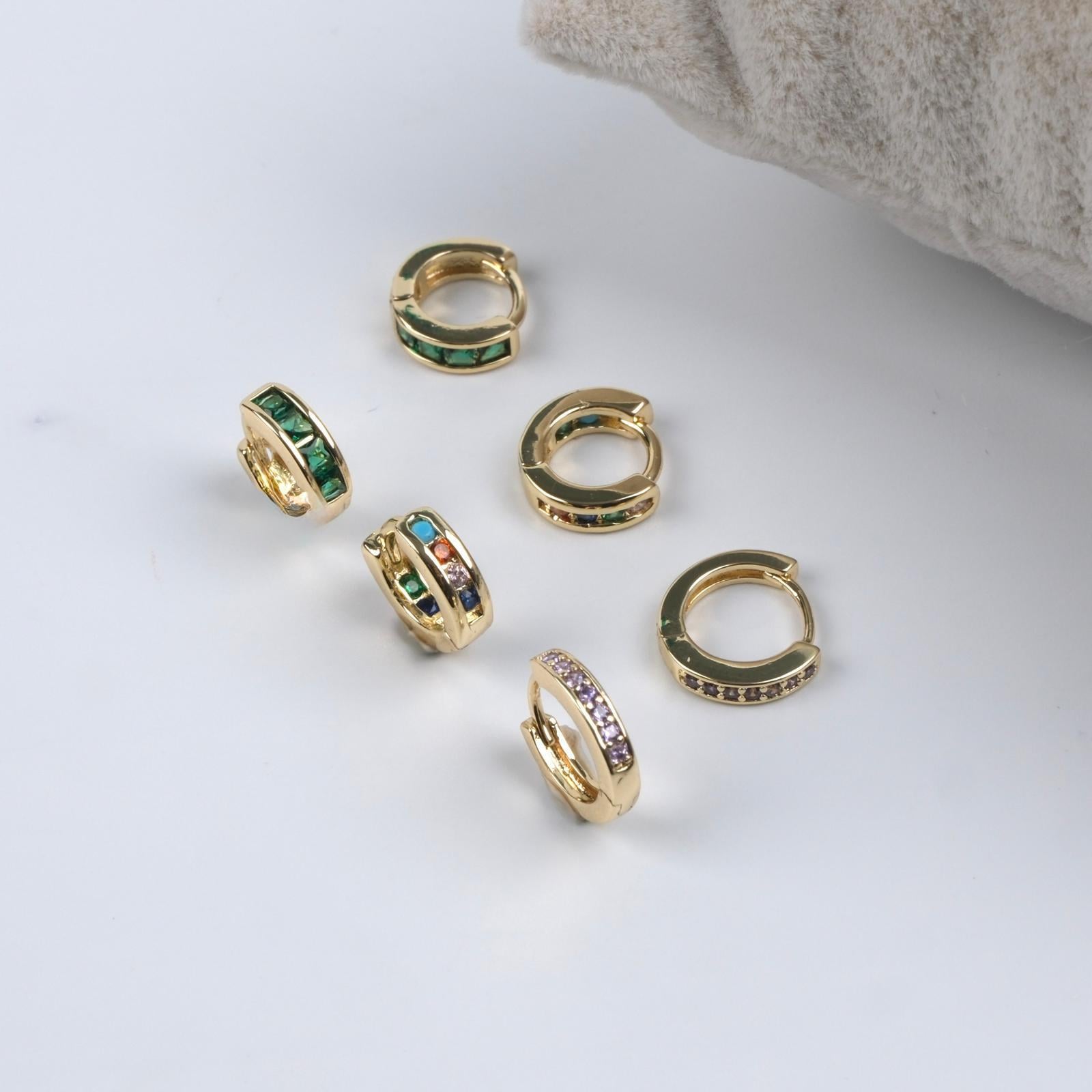 Toptan MİNİ TAŞLI HALKA KÜPE 