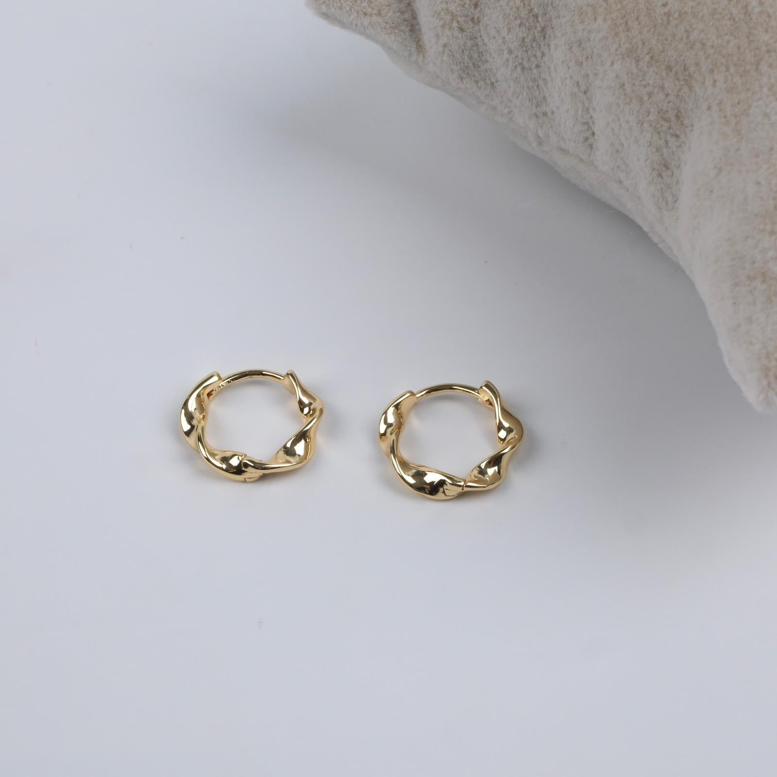 Toptan ÖZEL SERİ HALKA KÜPE