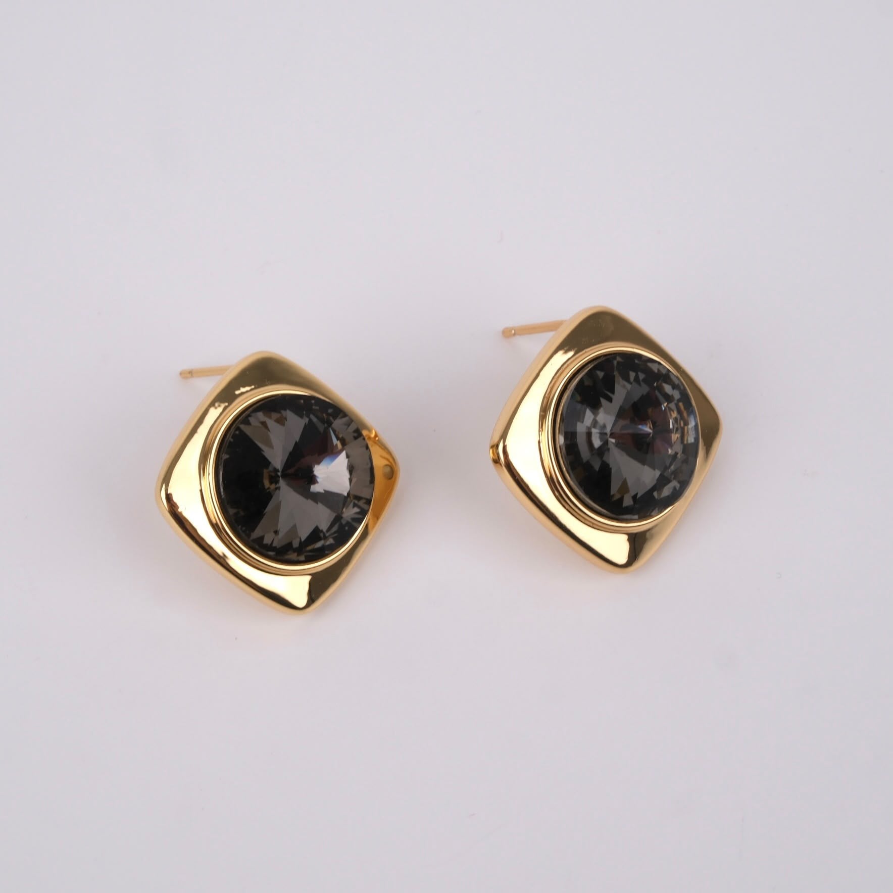 Toptan SWAROVSKİ TAŞLI KÜPE