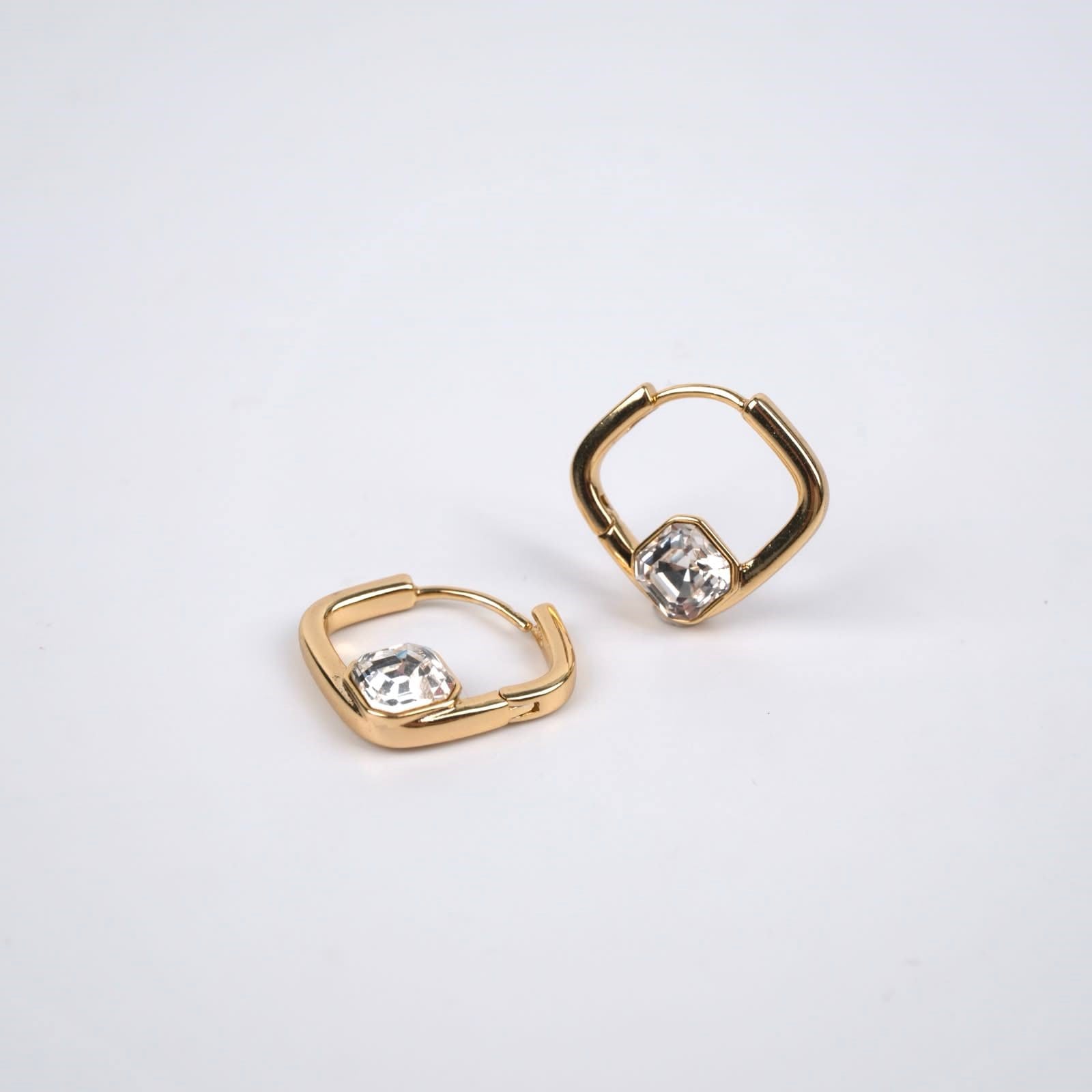 Toptan SWAROVSKİ TAŞLI KÜPE