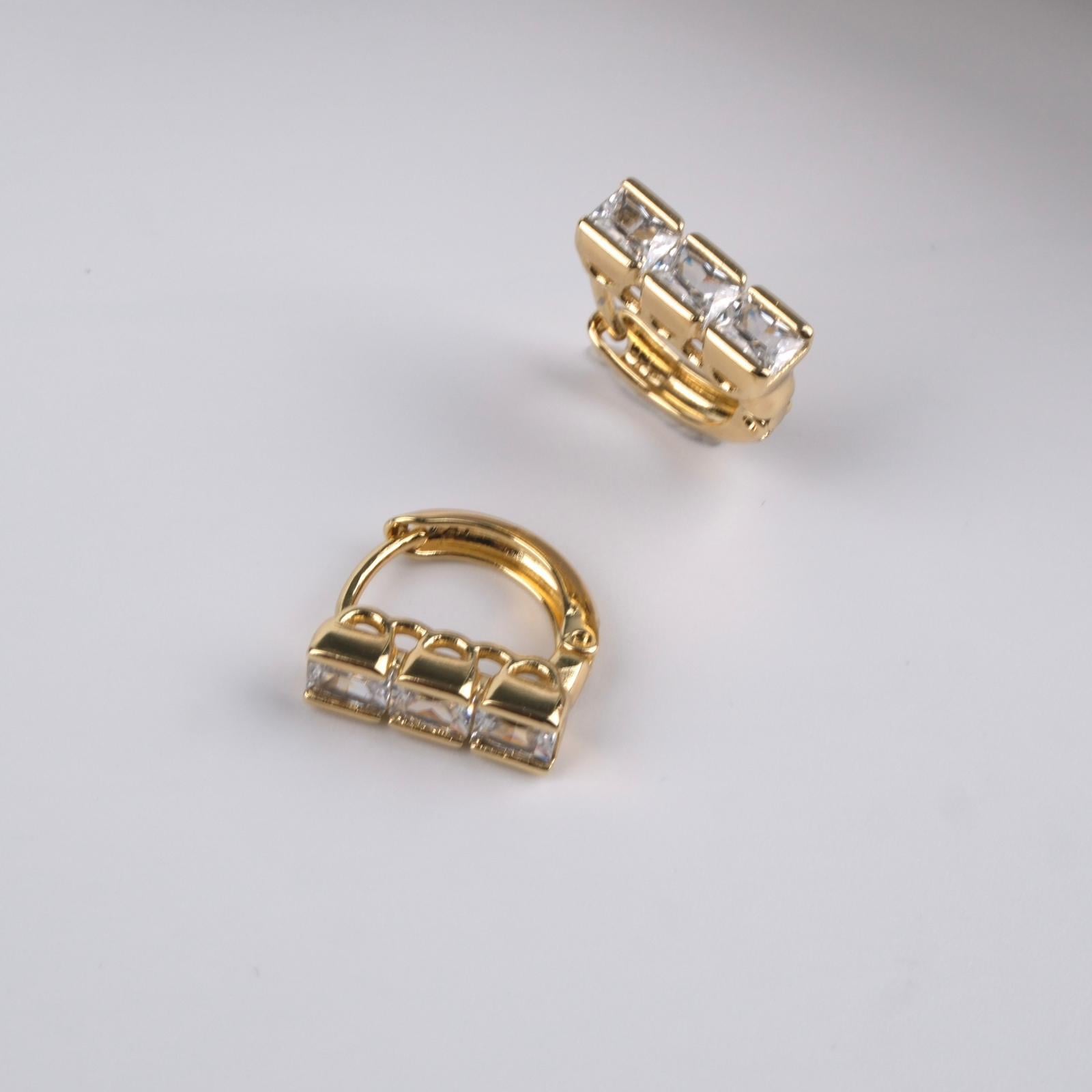 Toptan ÜÇ TAŞ KÜPE