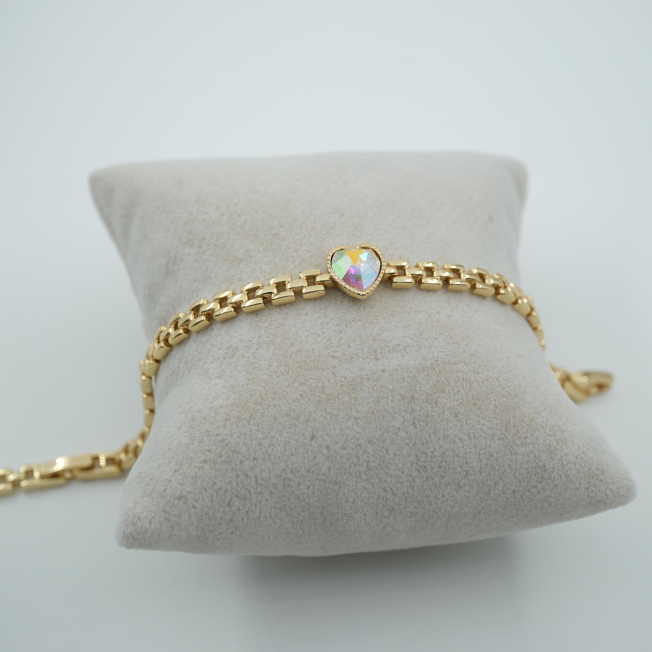 Toptan VIP SERİ SWAROVSKİ TAŞLI BİLEKLİK 