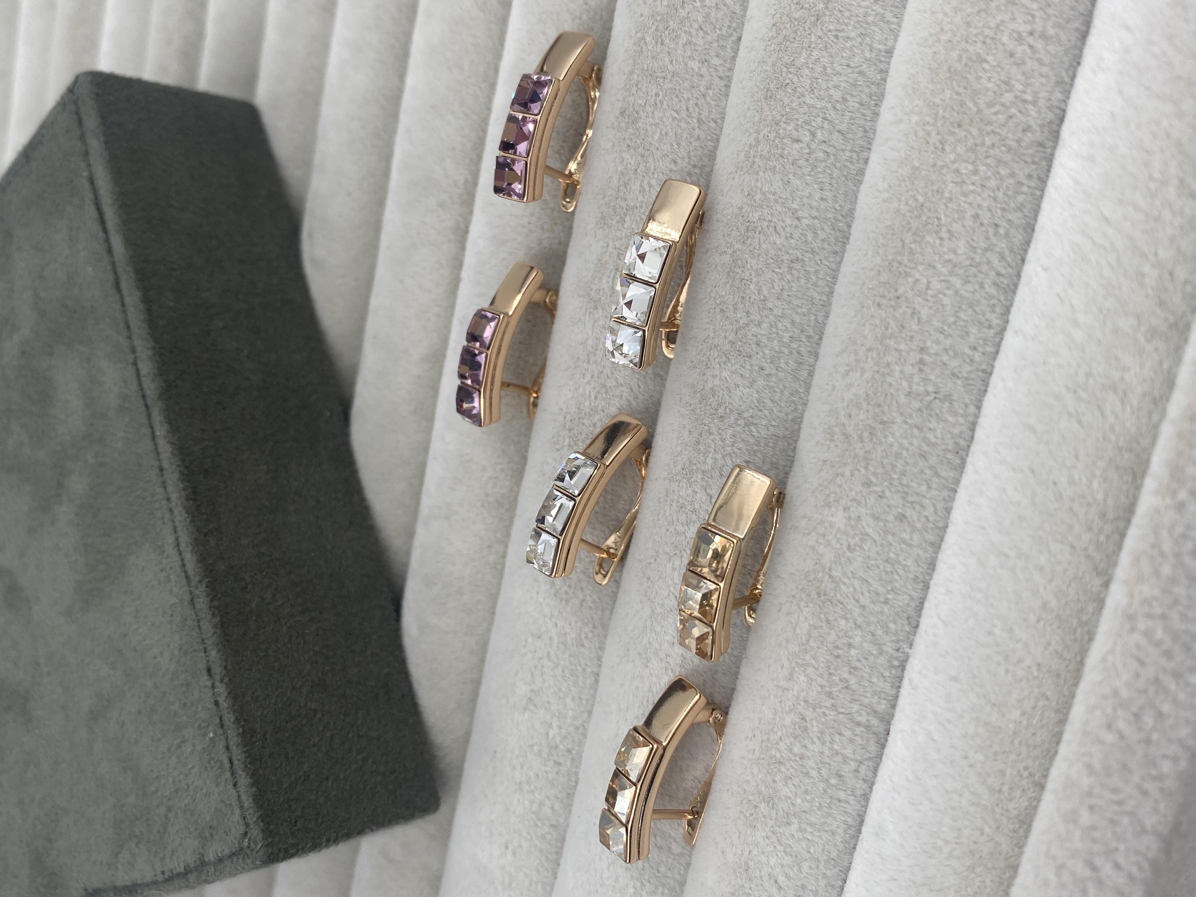 VIP SERİ SWAROVSKİ TAŞLI KÜPE11