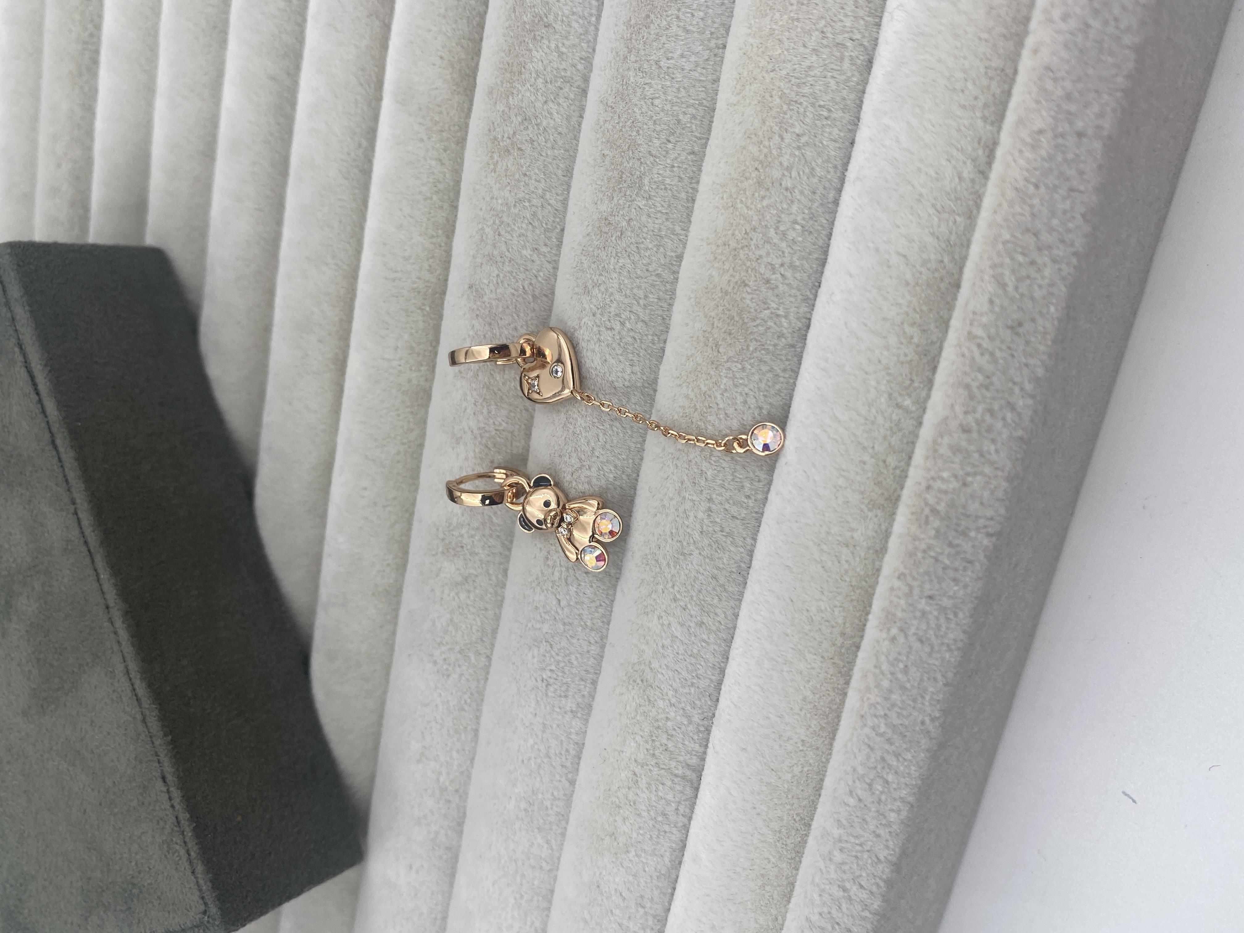 VIP SERİ SWAROVSKİ TAŞLI KÜPE14