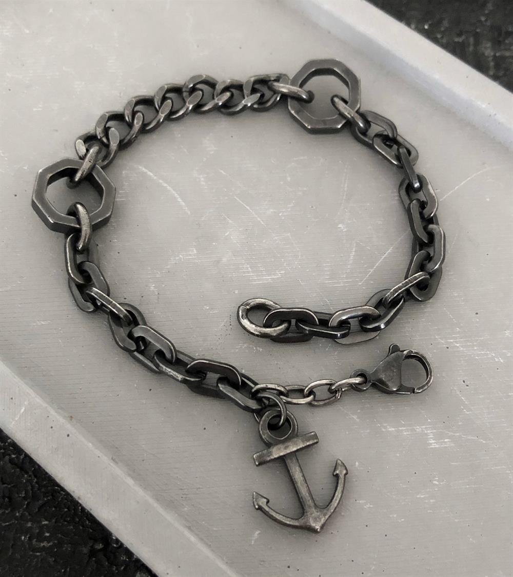 MAT ÇELİK ÇIPA FİGÜRLÜ ZİNCİR BİLEKLİK