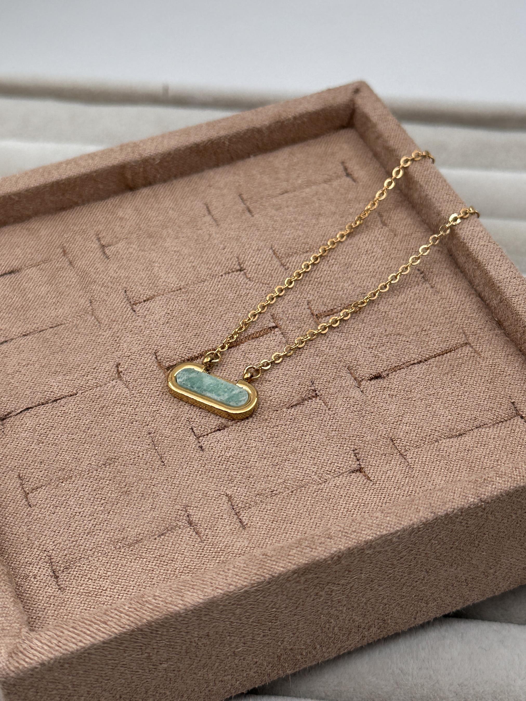 OVAL DOĞAL TAŞ UÇLU ÇELİK KOLYE