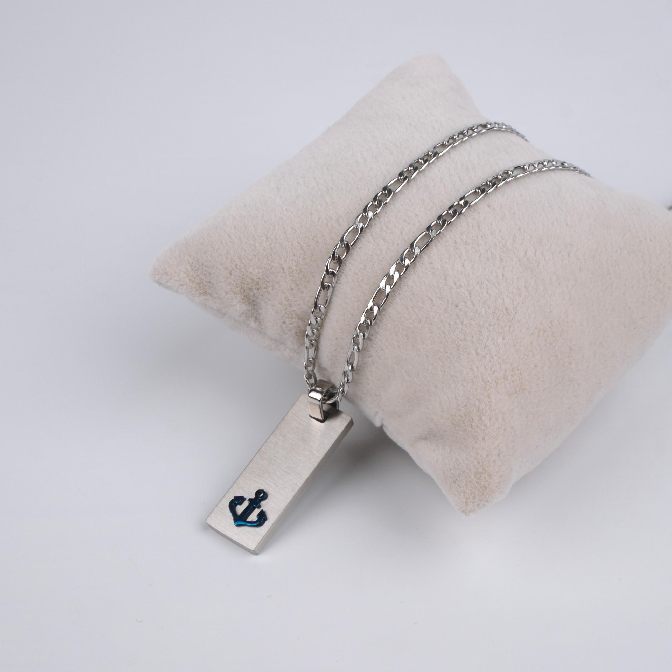 Toptan ÇAPA MODEL PLAKA UÇLU KOLYE