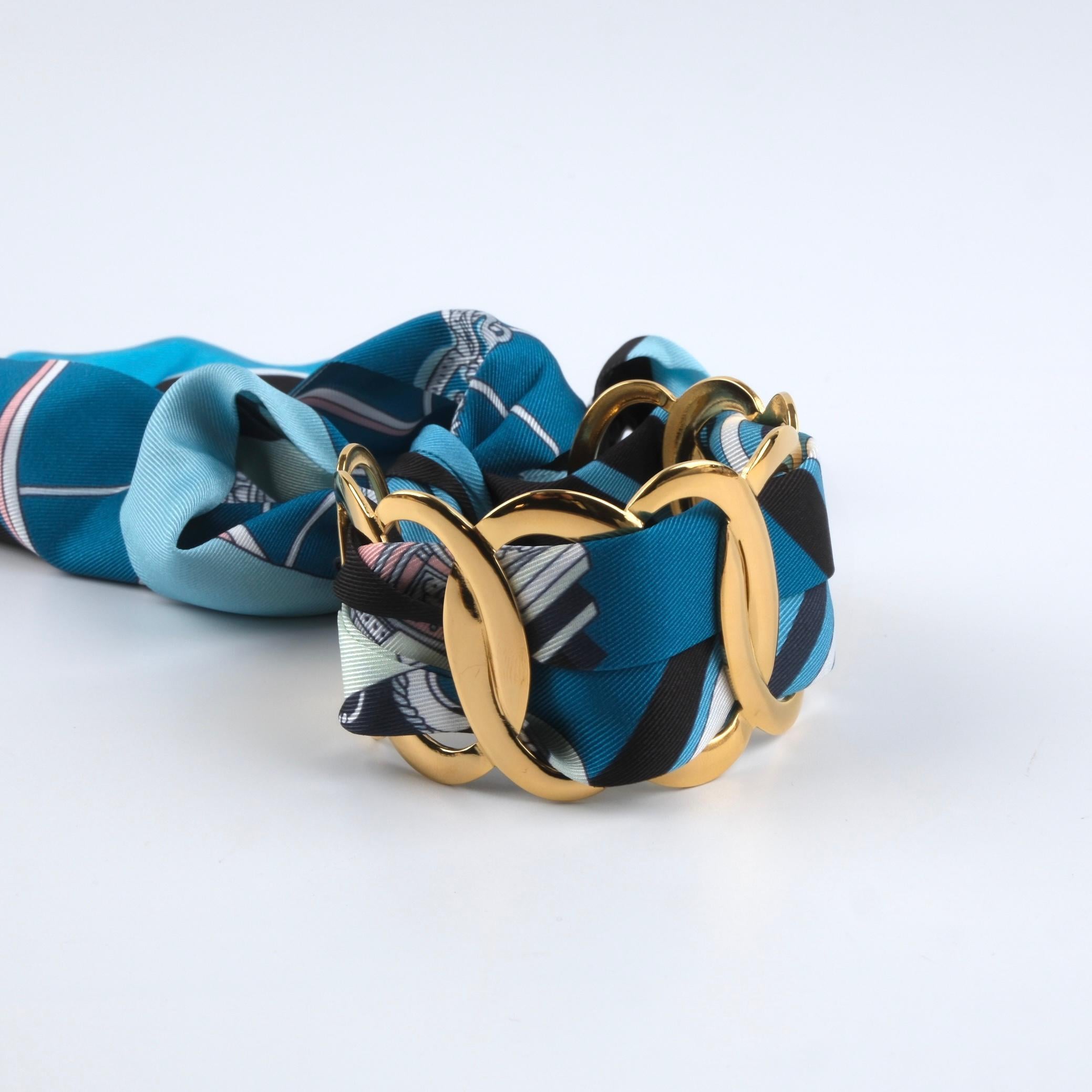 Toptan ÇELİK FULAR'LI  BİLEKLİK 