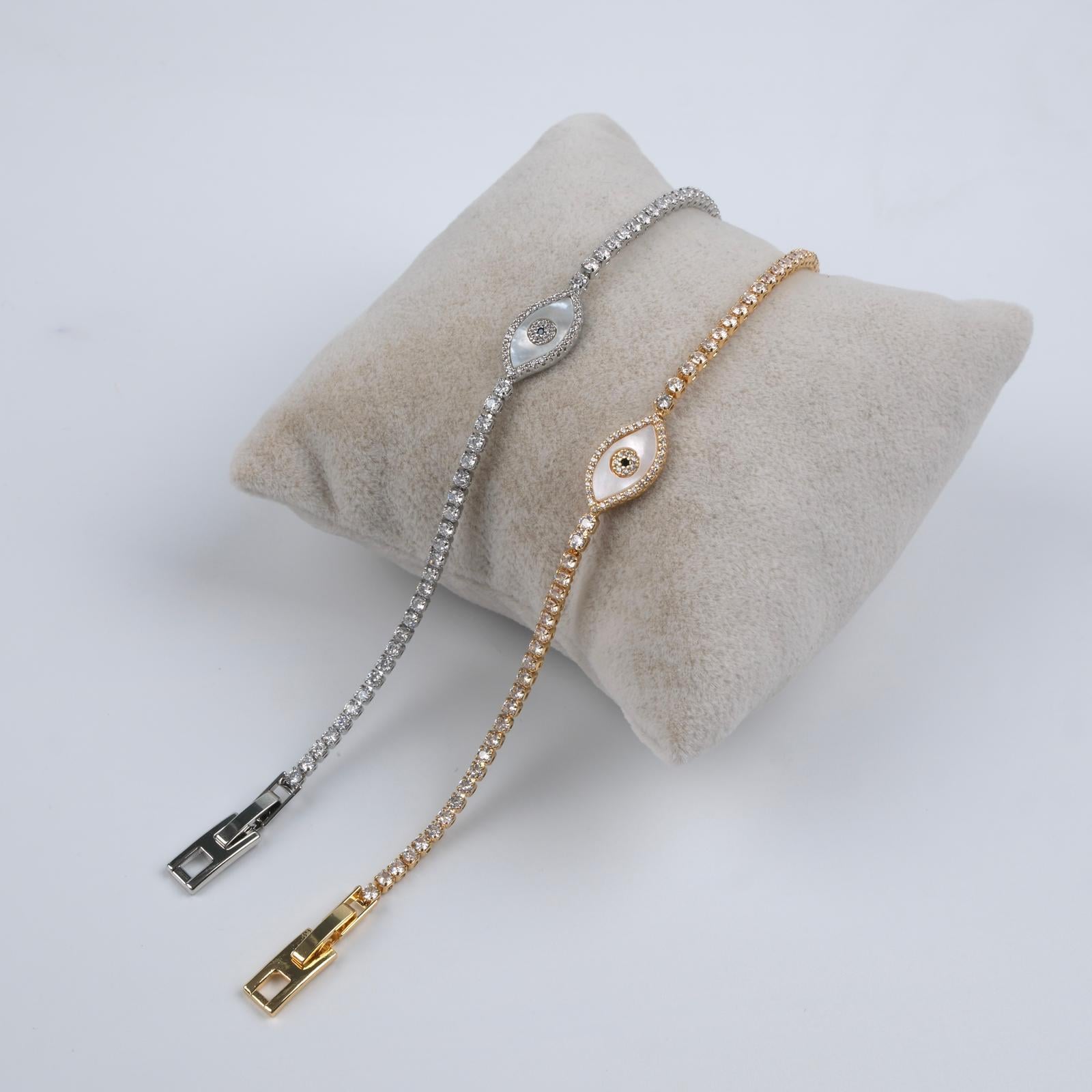 Toptan GÖZ MODEL BİLEKLİK 