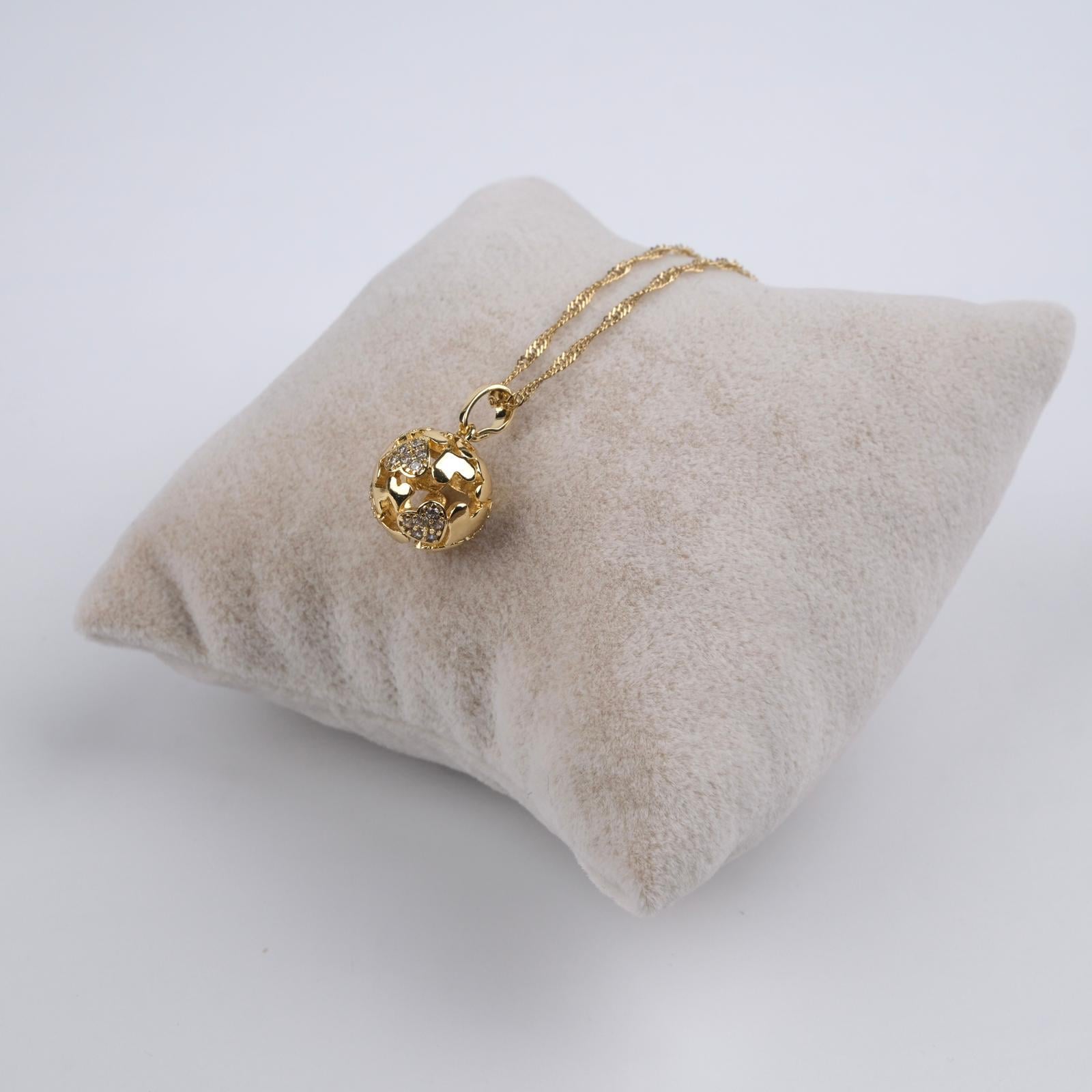 Toptan KALP DETAY KÜRE UÇLU KOLYE