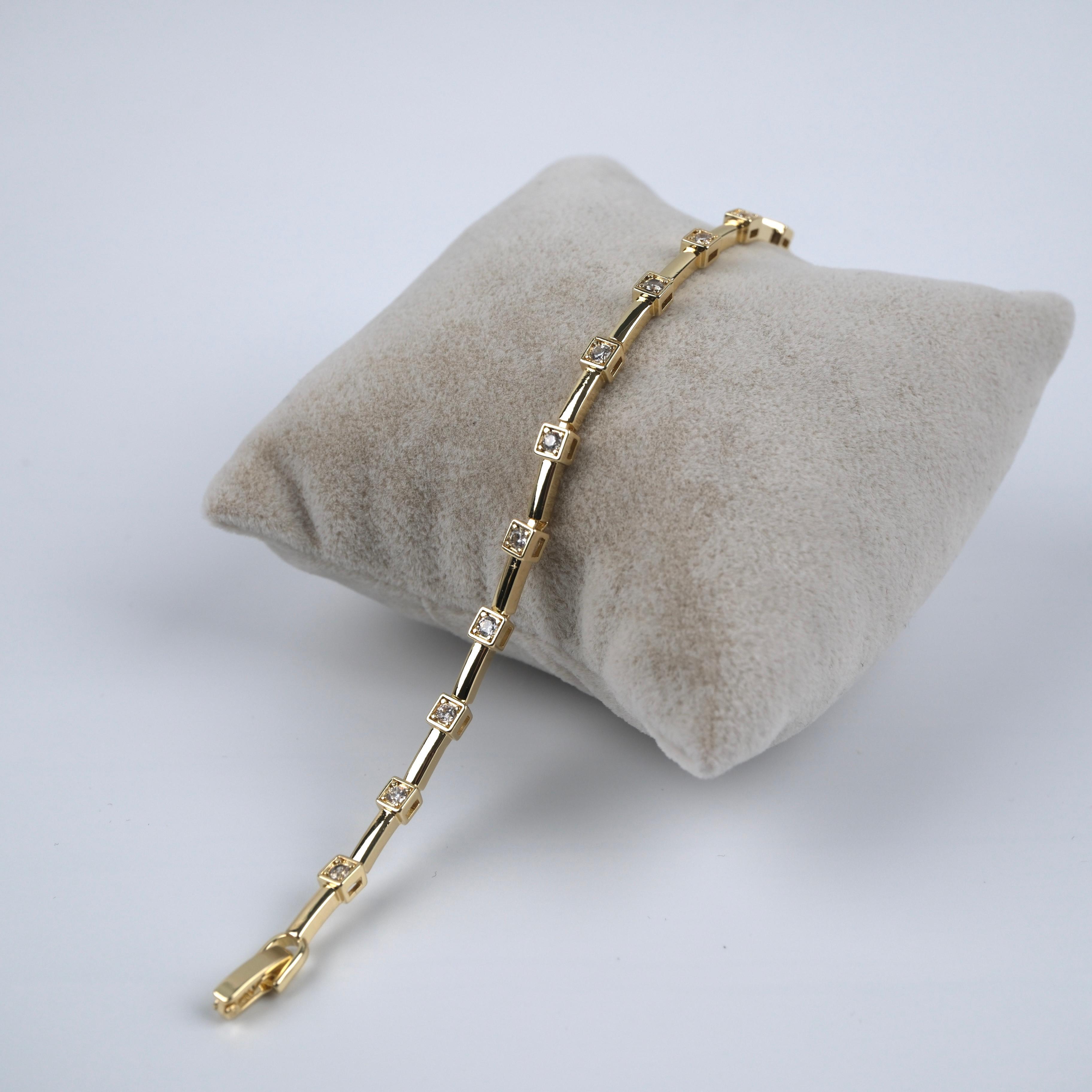 Toptan KARE TAŞLI BİLEKLİK  