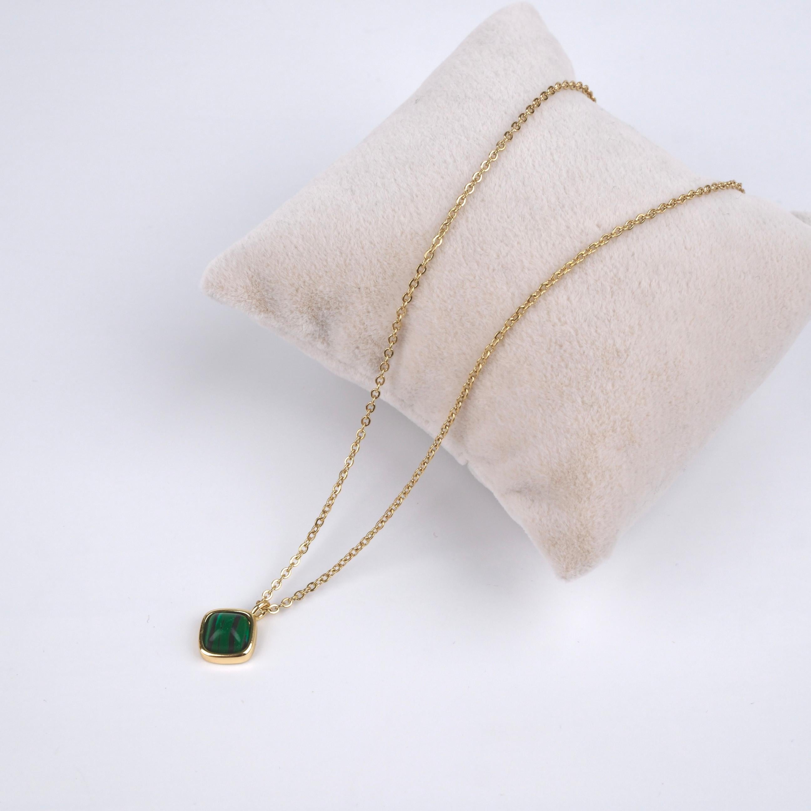 Toptan MALAHİT TAŞLI KOLYE 